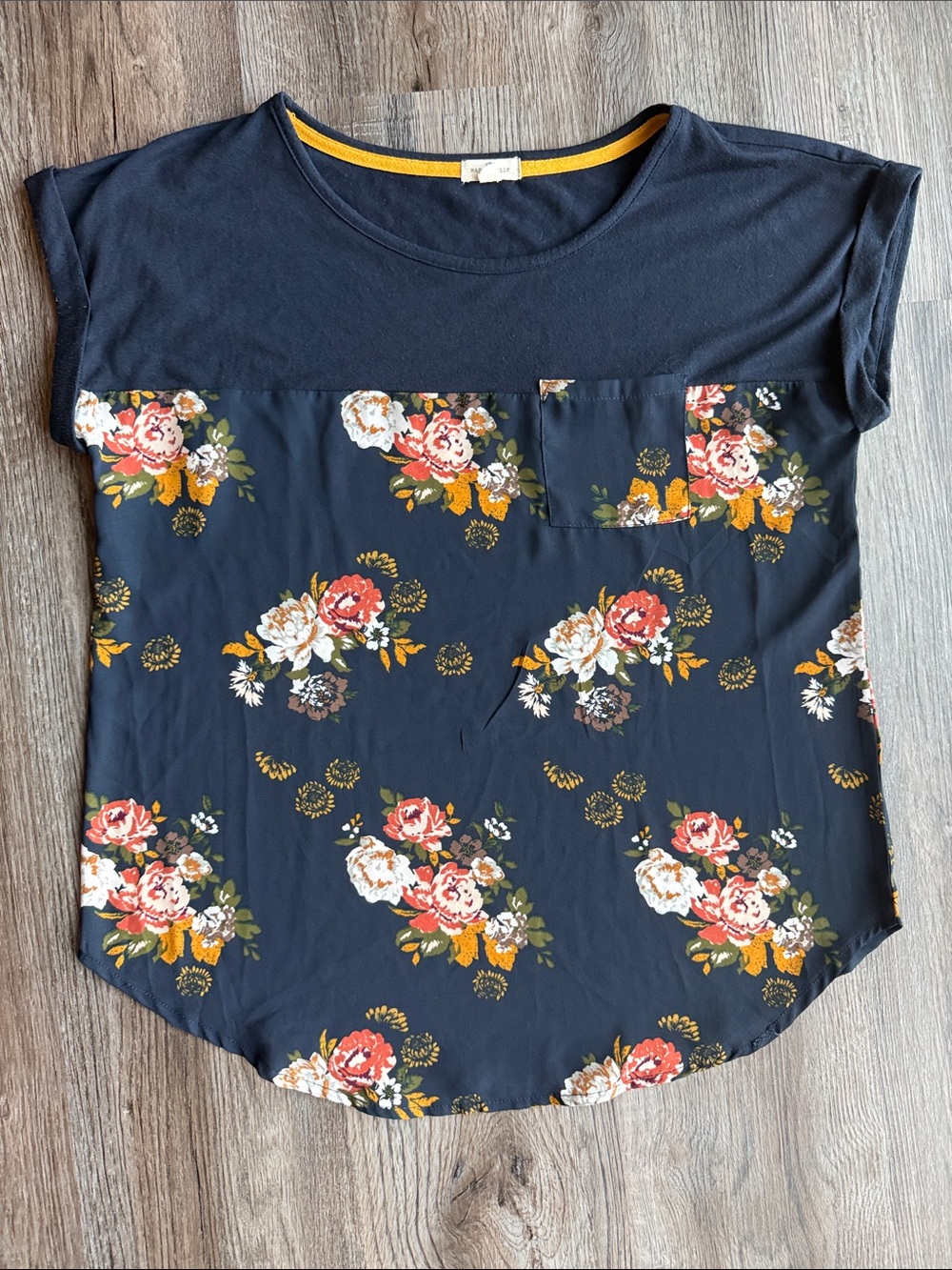 Floral Pocket Short Sleeve Tee - Navy